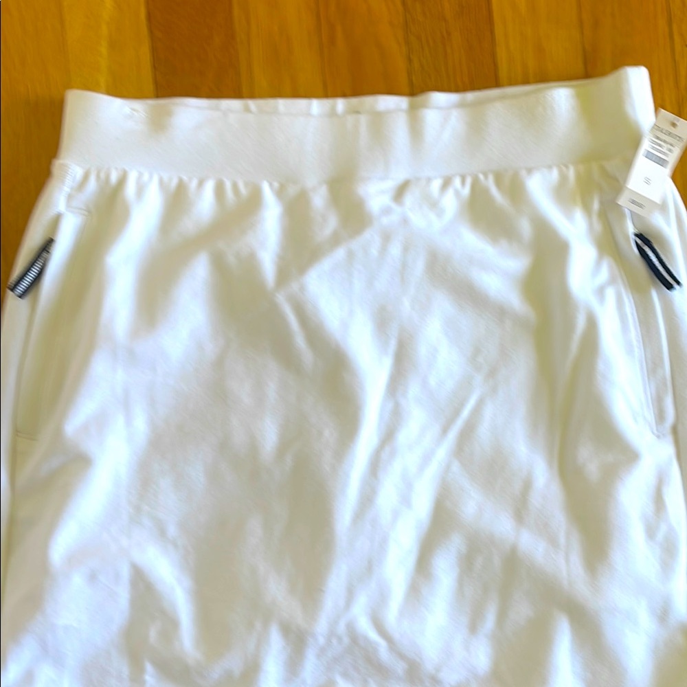 White Talbots Skort with Zipper Pockets